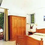 Hotel Angela & 3*