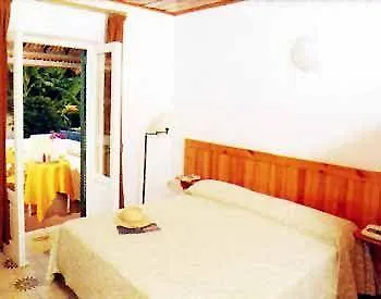Angela Hotel&spa Hotell 3*
