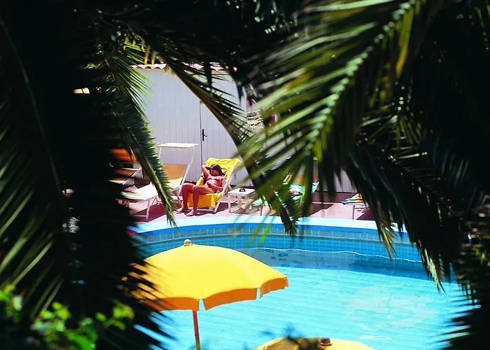 Angela Hotel&spa Hotell 3*